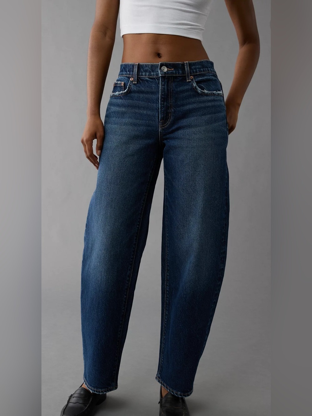American Eagle Outfitters Stretch Barrel Baggy Medium Blue Wash Women’s Size 14 - Picture 1 of 10